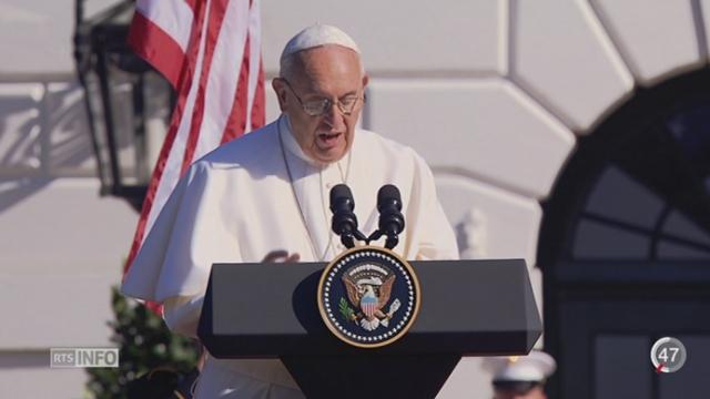 Barack Obama a chaleureusement accueilli le pape François aux États-Unis