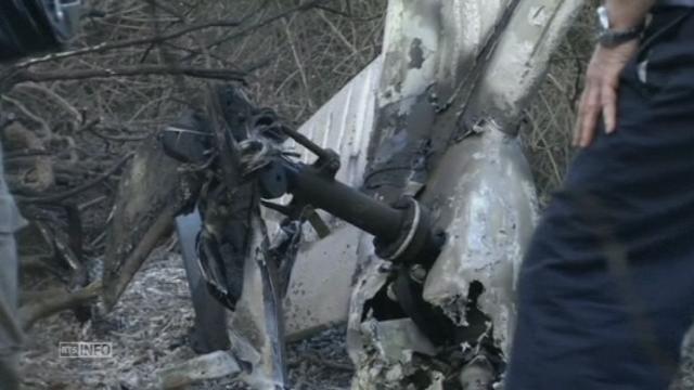 Des enquêteurs sur le site du crash d'hélicoptères en Argentine