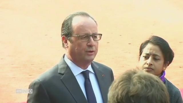 "Rien ne nous effraiera", promet François Hollande