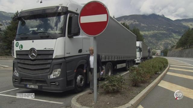 Chaque année, plus de 10'000 camions de matières dangereuses passent le col du Simplon