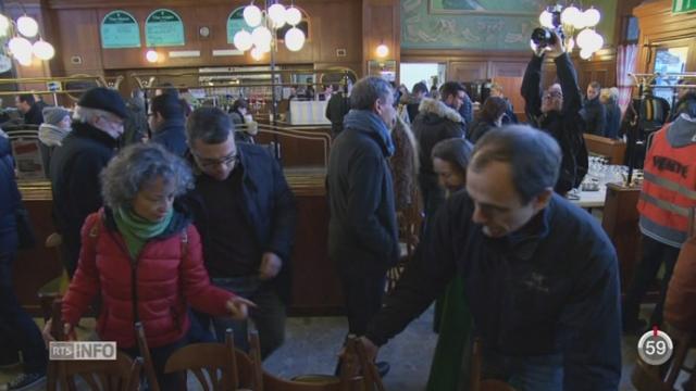 VD: le mobilier et la vaisselle du Buffet de la Gare de Lausanne sont à vendre