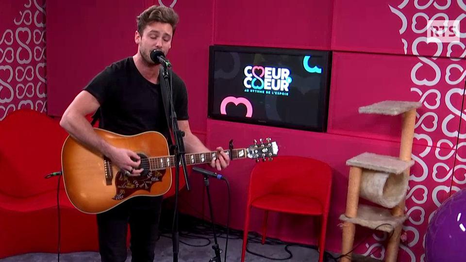 Bastian Baker en showcase. [RTS]