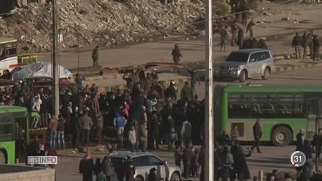 Des milliers de personnes ont commencé à être évacuées d’Alep
