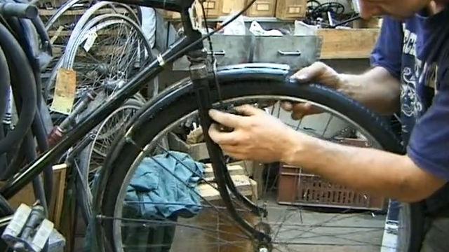 L'atelier de réparation de vélos Péclot 13.