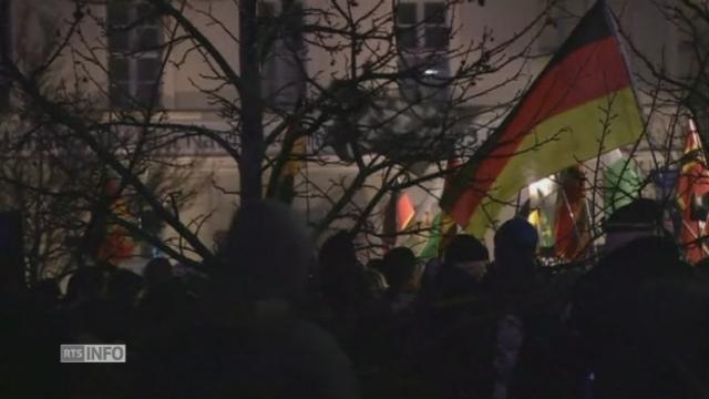 Des milliers de manifestants contre les réfugiés à Leipzig