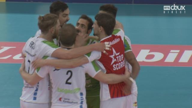 Finale messieurs, Volley Näfels – Lausanne UC (18-25-25-23): Näfels égalise à une manche partout