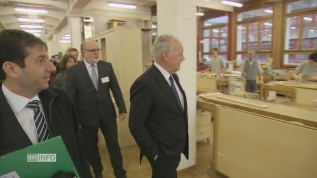 Le rêve de Johann Schneider-Ammann: "devenir charpentier et guide de montagne"