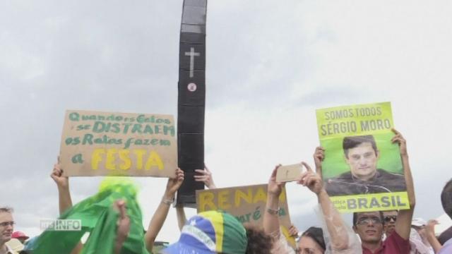 Manifestations contre la corruption au Brésil