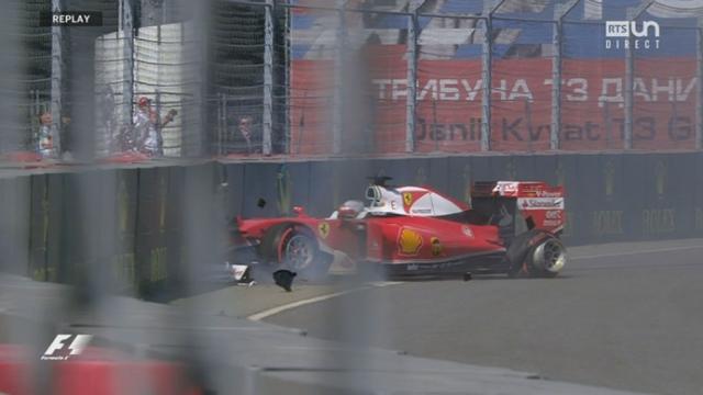 course: Sebastian Vettel (GER) part à la faute après l’accrochage avec Fernando Alonso (ESP) (2)