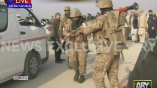 Les premières images de l'attaque en cours dans une université au Pakistan