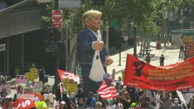 Manifestation contre Donald Trump à Los Angeles