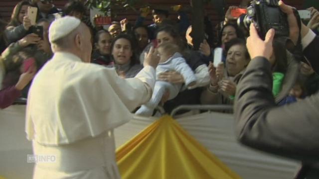 Bain de foule du pape au Mexique