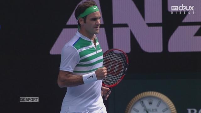 1-4 de finale, Roger Federer (SUI) - Tomáš Berdych (CZE) (7-6) : Roger Federer s'attribue cette première manche au tie break 7 points à 4