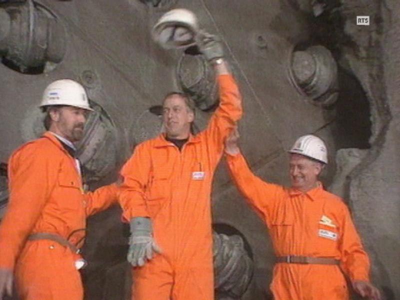 Inauguration du tunnel ferroviaire de la Vereina dans les Grisons en 1997