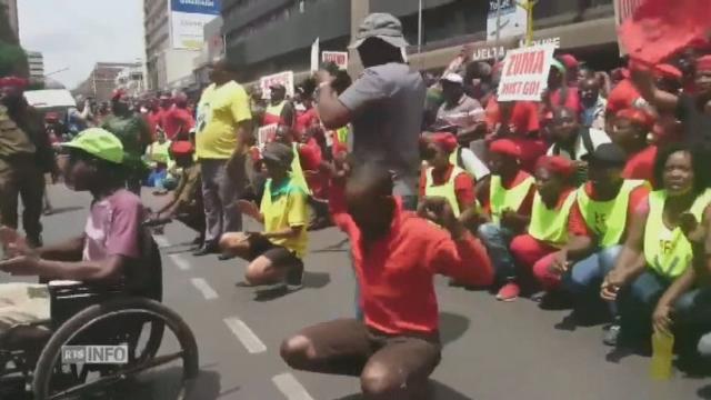 Des centaines d'opposants à Pretoria réclament le départ du président sud-africain