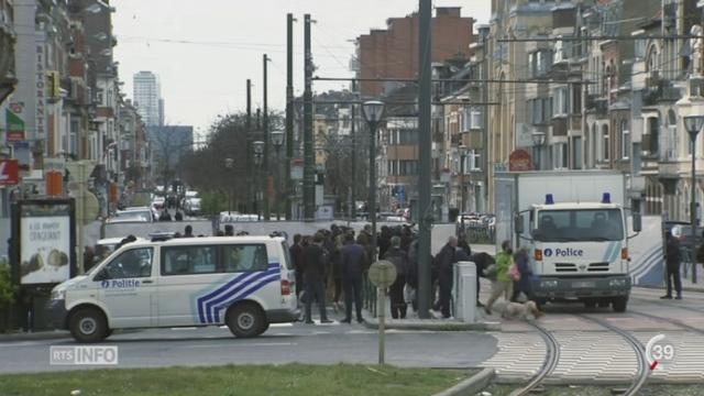 Attentats de Bruxelles: trois suspects ont été arrêtés