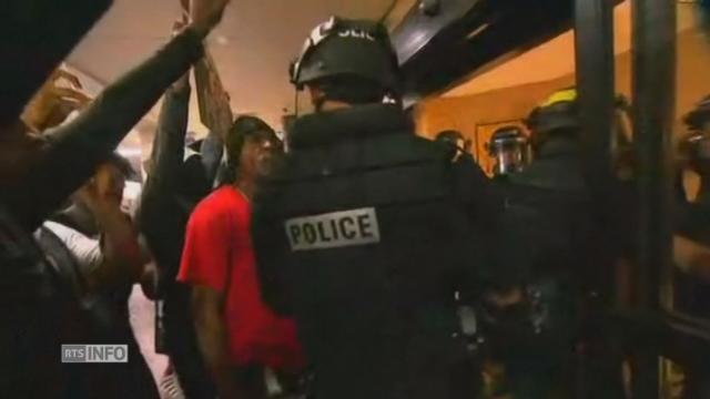 Climat très tendu entre manifestants et policiers à Charlotte
