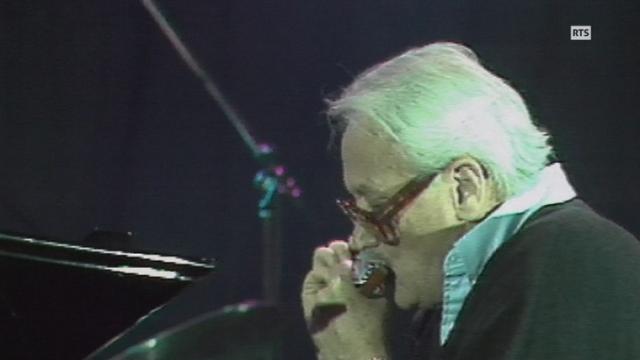 Toot Thielemans répétant avec son ami Michel Legrand.