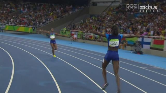 Finale dames, 4 x 100 m: les Américaines remportent la course devant les Jamaïcaines 2e et les Britanniques 3e