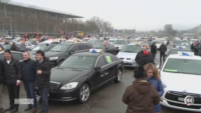 Les chauffeurs de taxis se sont mobilisés en masse à Berne pour protester contre Uber