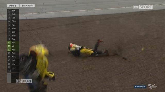 moto 2: Rins chute violemment et sort sur civière