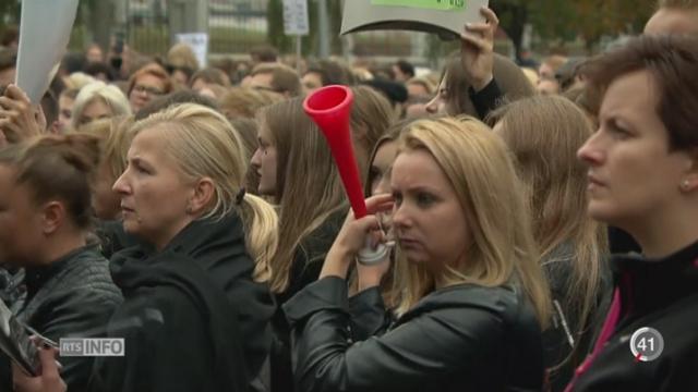 Le projet de loi pour l'interdiction quasi totale de l'avortement est rejeté en Pologne