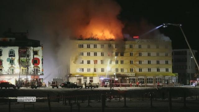 Les images de l'incendie d'un grand hôtel à Arosa