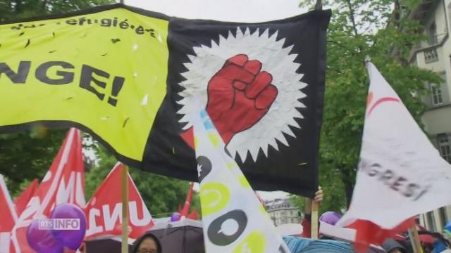 Quelque 10'000 personnes ont participé au cortège du 1er Mai à Zurich