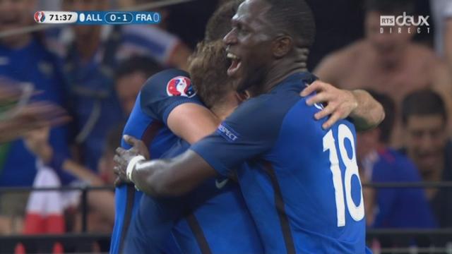 1-2, ALL-FRA (0-2): immense erreur de la défense allemande! Pogba en profite et réussit à servir Griezmann pour le 2-0