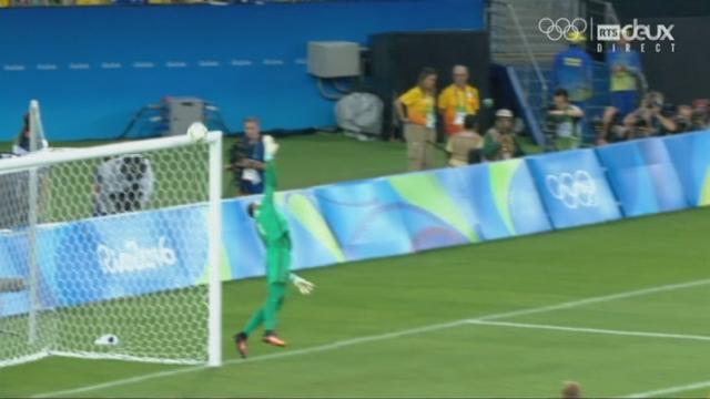 Football messieurs, finale. BRA - GER (0-0). 11e minute: Gnabry vise la latte du but brésilien