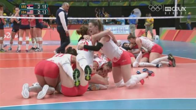 Volleyball dames, ½ : SRB-USA (20-25-25-17-25-21-16-25-15-13): la Serbie se qualifie pour la finale en éliminant les Américaines en 5 sets!
