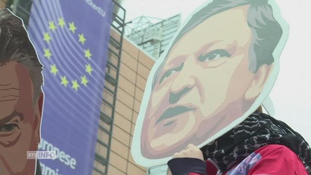 Démonstration à Bruxelles contre l'engagement de José Manuel Barroso chez Goldman Sachs