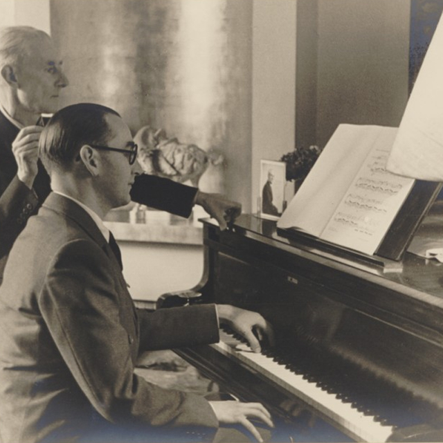 Jacques Février jouant à Maurice Ravel le Concerto pour la main gauche [BNF, Paris] [BNF, Paris]