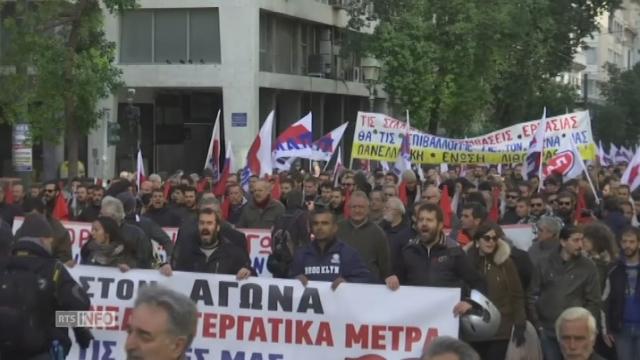 Les images de la grève générale en Grèce contre les mesures d'austérité