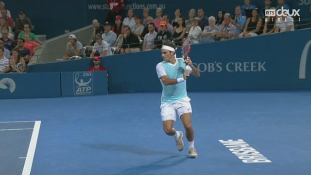 Finale, Roger Federer – Milos Raonic (4-3): quel coup du Suisse! Milos Roanic (CAN) ne peut que contempler