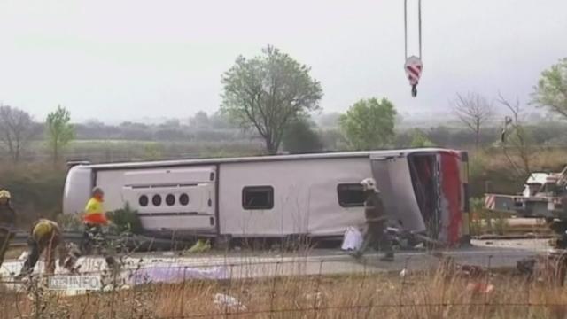 Une quinzaine de morts dans un accident d'autocar en Espagne