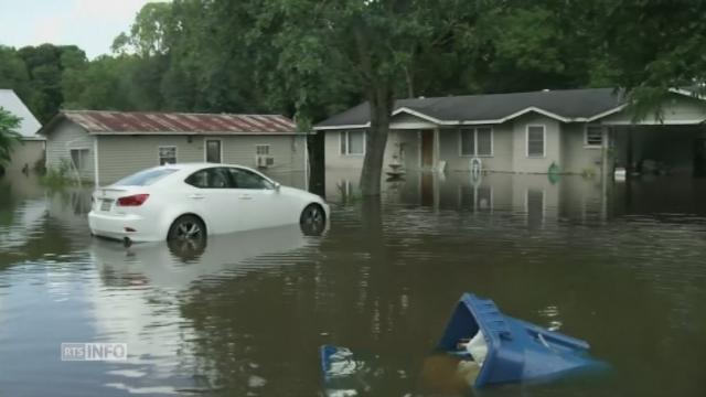 La Louisiane commence à nettoyer après les inondations