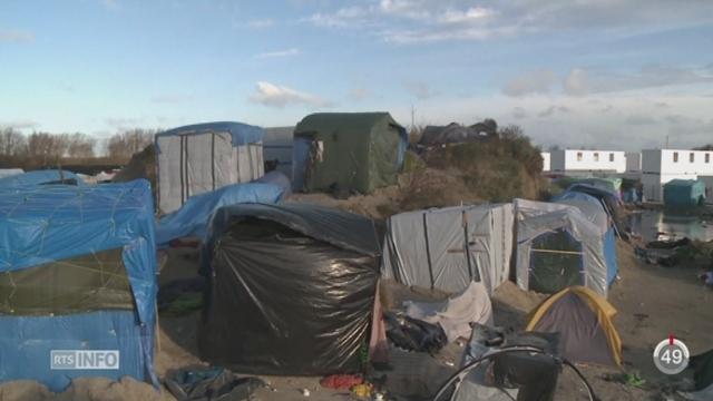 France: les autorités ont commencé à raser une partie de la jungle de Calais