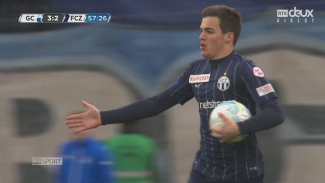 Grasshopper - FC Zurich (3-2): Kevin Bua réduit le score d’un frappe somptueuse dans le petit filet droit
