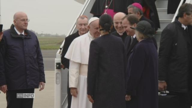 Le pape arrive en Suède