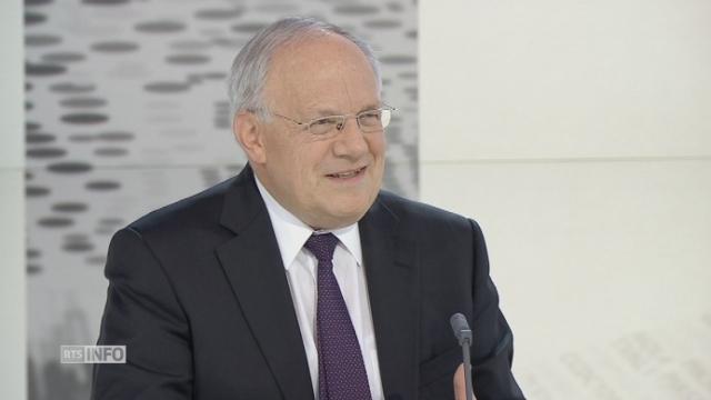 Johann Schneider-Ammann: "j'espère que tout ce rire a effectivement contribué à la bonne santé".