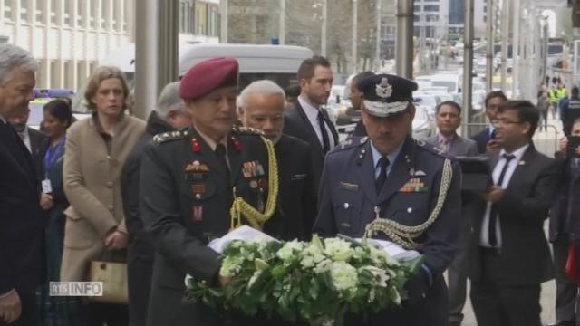 Le Premier ministre indien Narenda Modi en visite en Belgique dépose des fleurs à Maelbeek