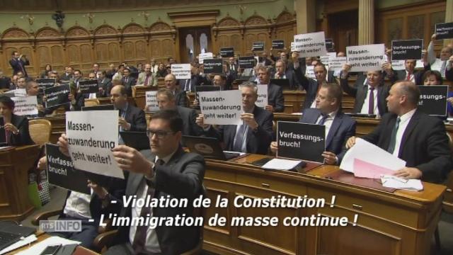 Les images du Conseil national qui vote sur l'immigration