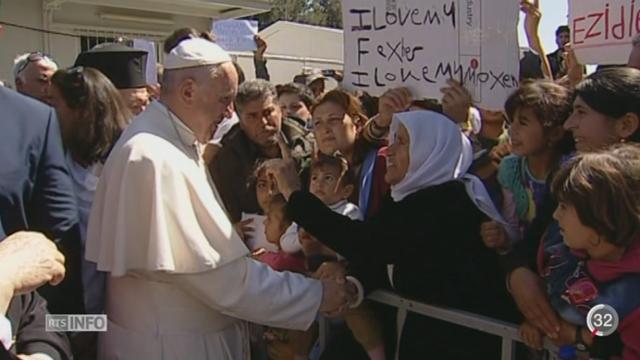 Grèce: le pape François a ramené trois familles syriennes après sa visite sur l’île de Lesbos