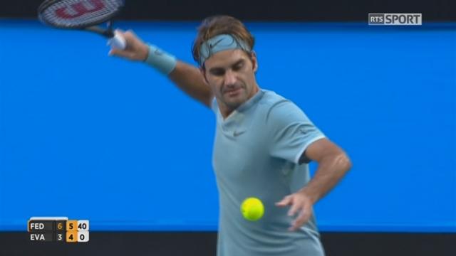 R. Federer (SUI) - D. Evans (GBR) (6-3, 6-4): force tranquille du Suisse pour ce retour avec un match expéditif