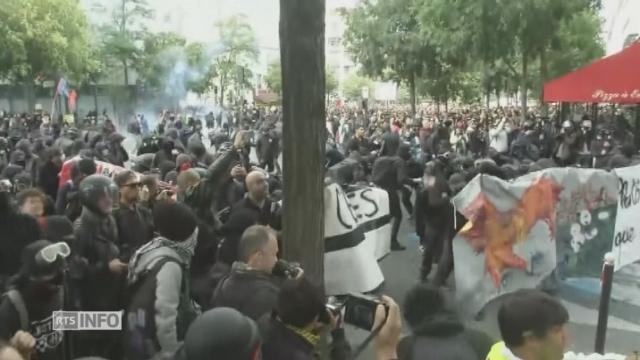 Echauffourées entre police et manifestants à Paris