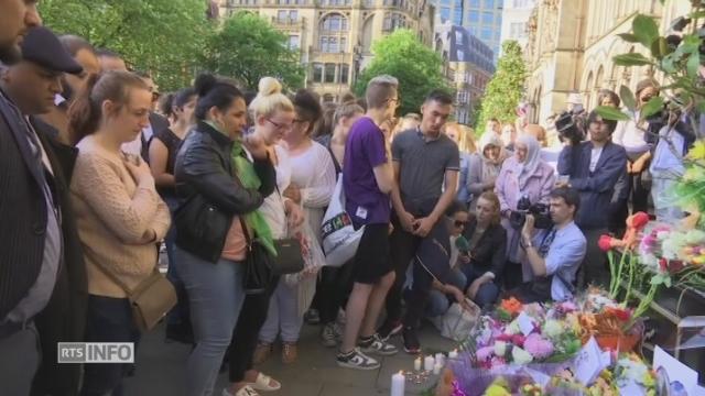 Les images de la veillée à Manchester après l'attentat