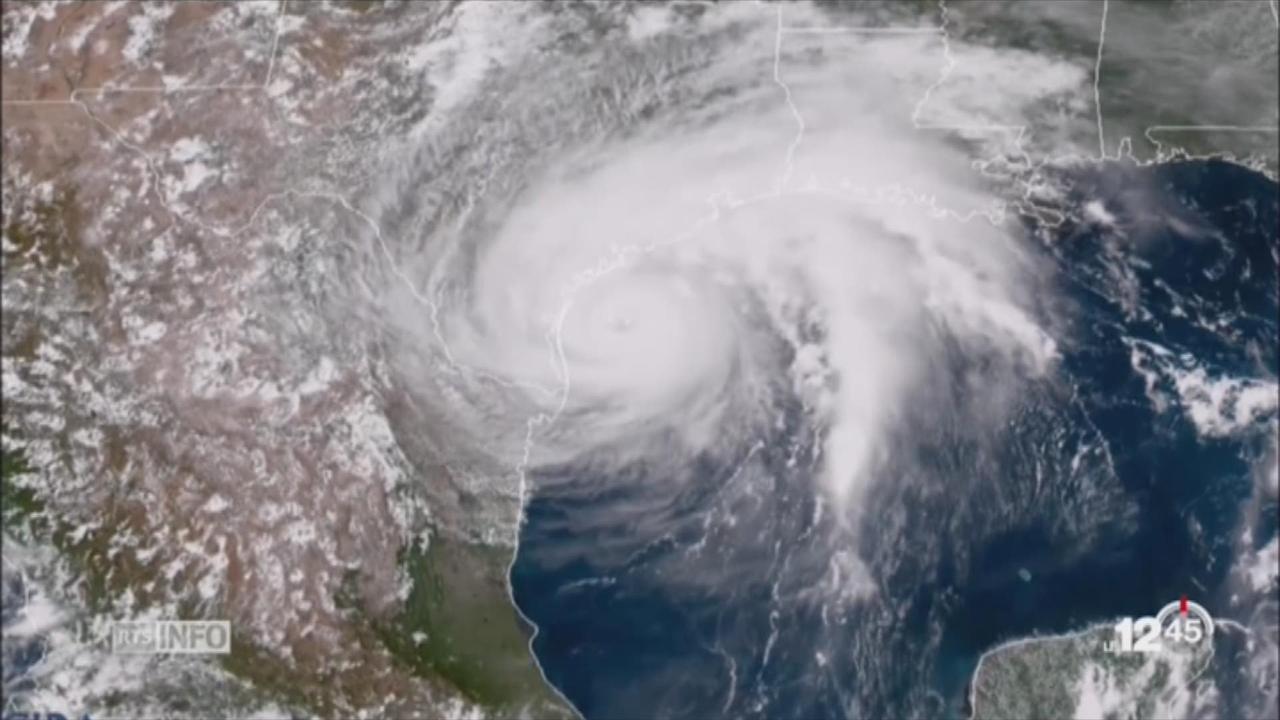 L'ouragan Harvey s'abat sur les côtes du Texas