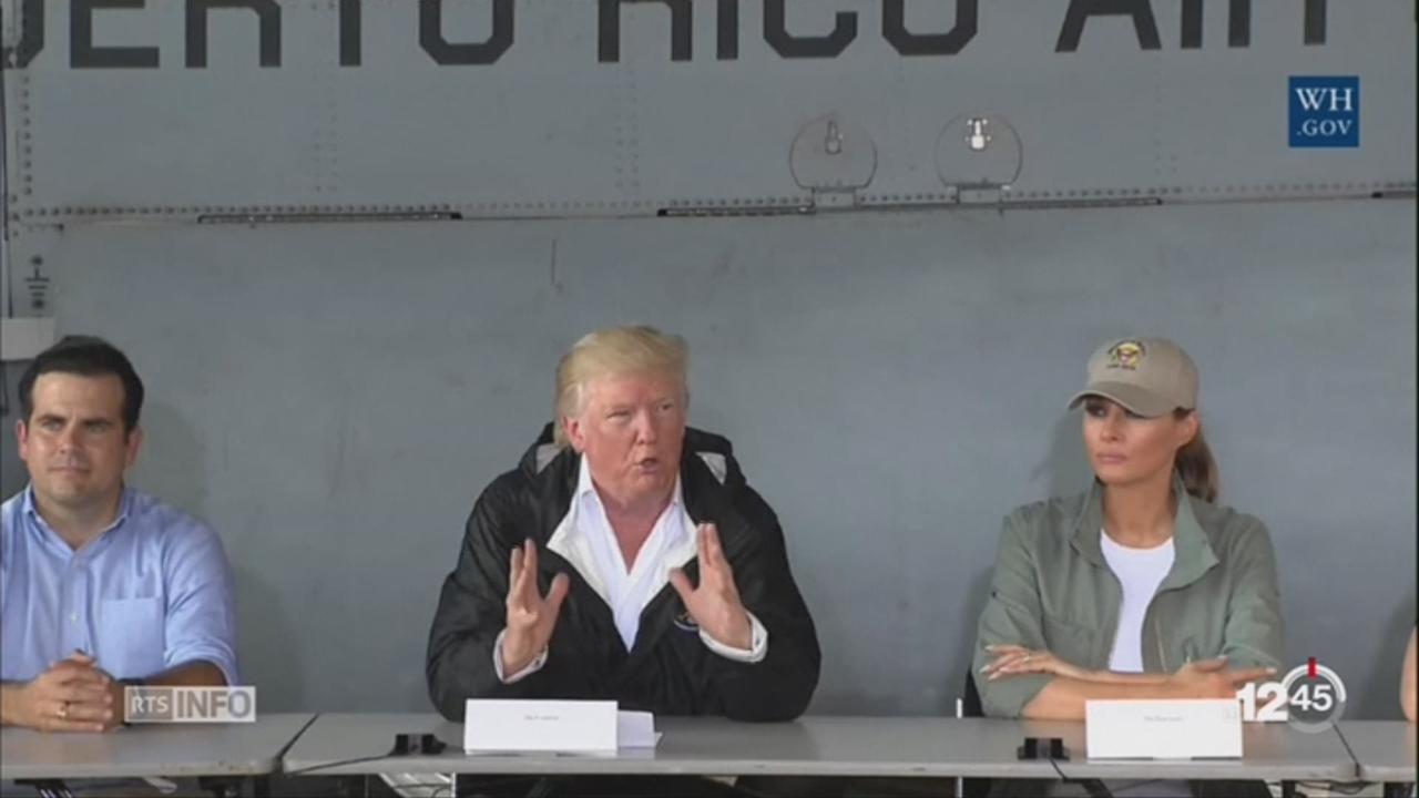 La visite de Donald Trump à Porto Rico suscite la controverse