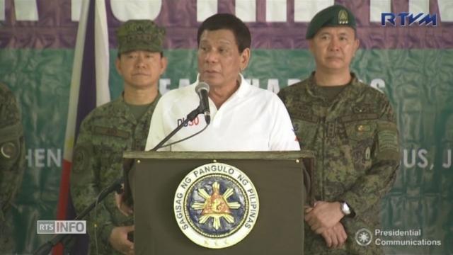 Rodrigo Duterte justifie le maintien de la loi martiale